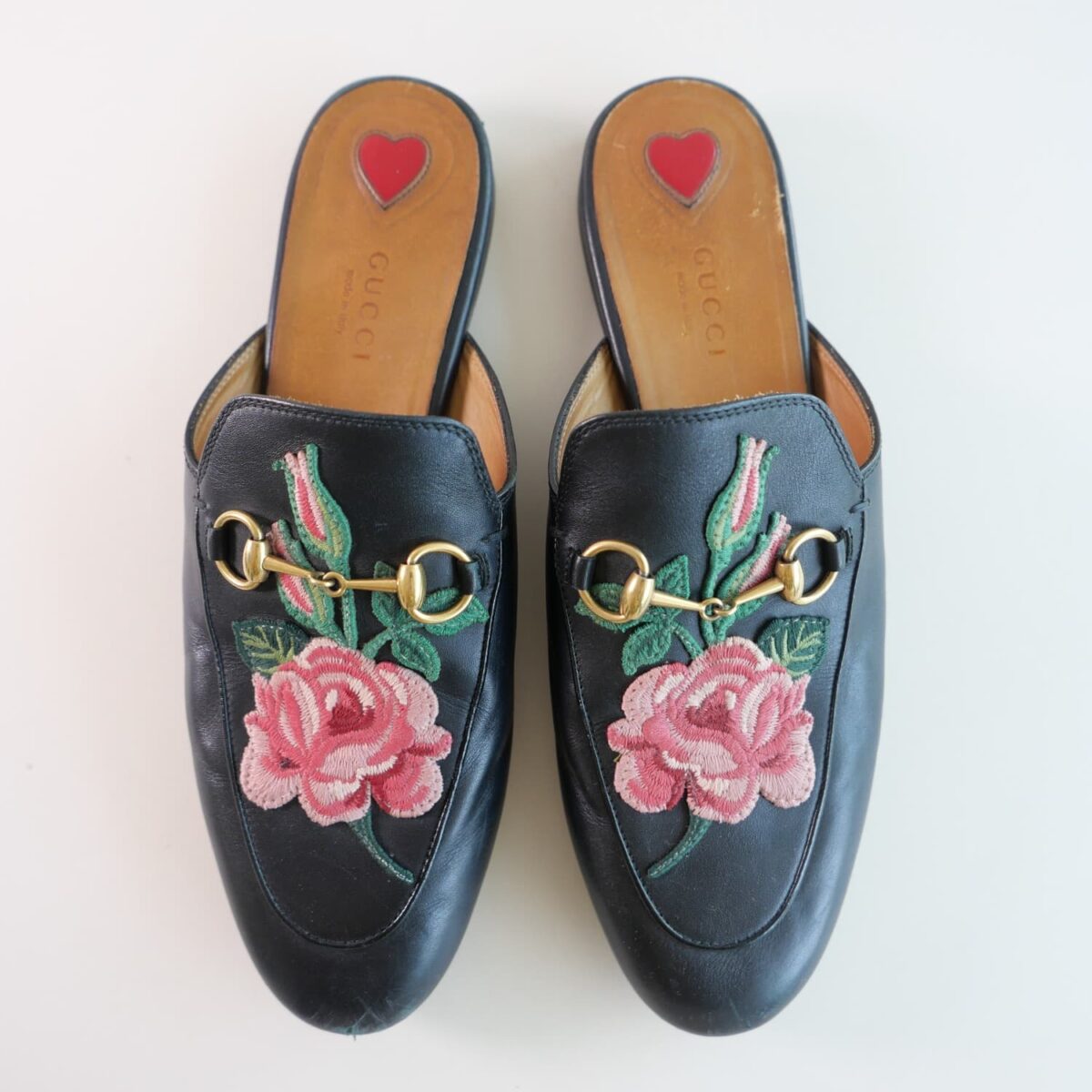 LOAFERS NEGROS SLEEP ON CON PARCHE DE FLORES