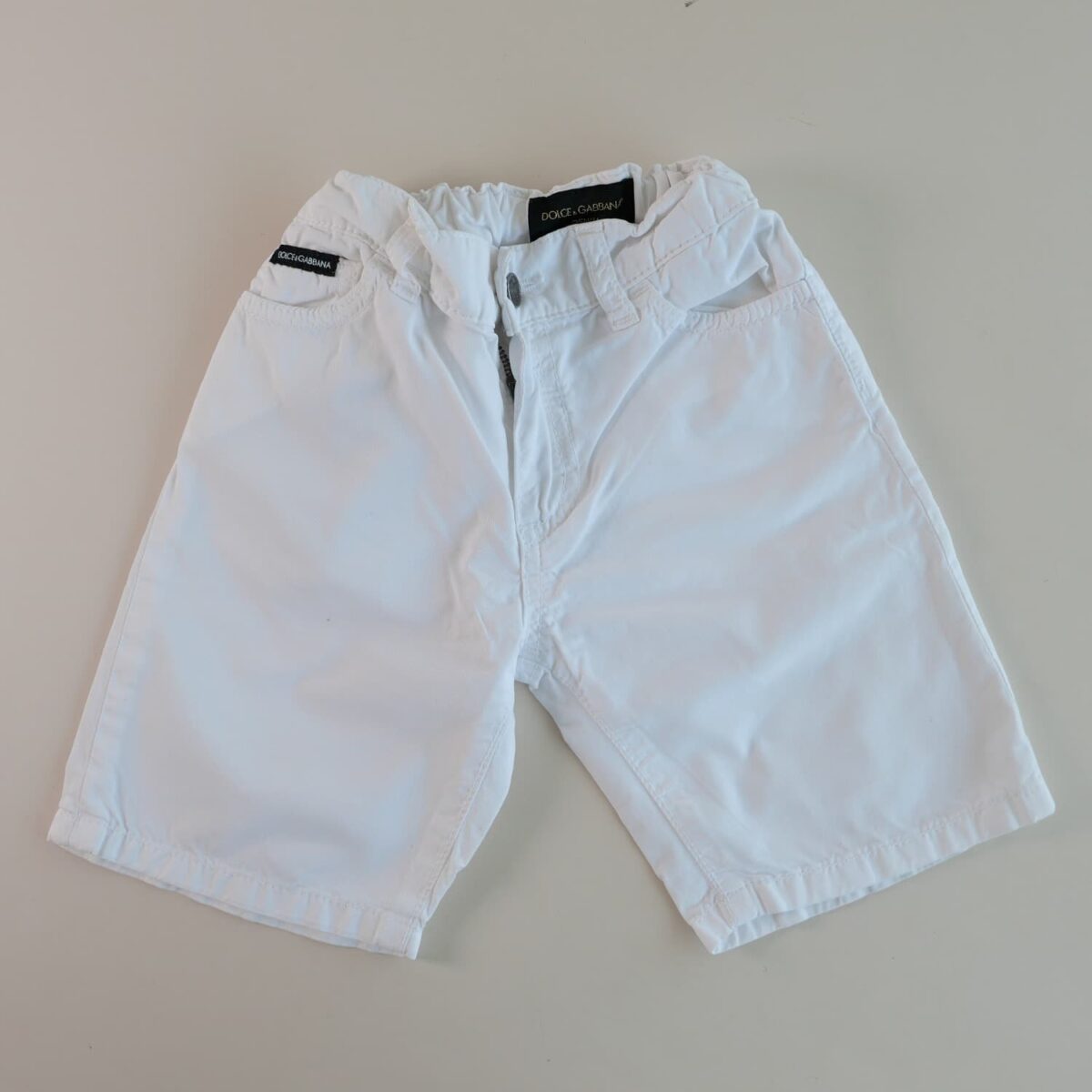 BERMUDAS BLANCOS