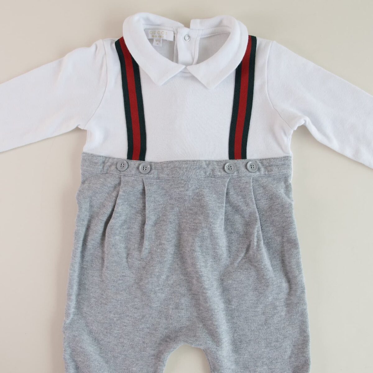 ONESIE BLANCO Y GRIS